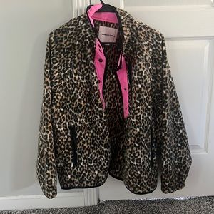 American Eagle fleece lined jacket. Size large. Snap button closures.